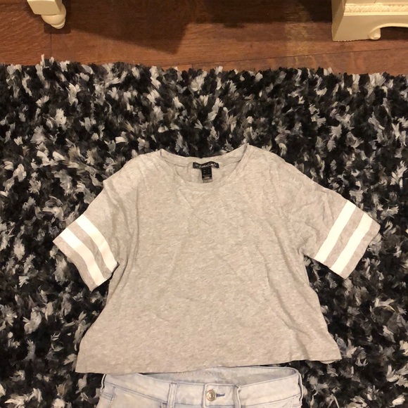 grey basic top - Picture 2 of 2